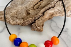 RoxanneWard_BlownGlassNecklace_RTSTFall-Roxanne-Ward
